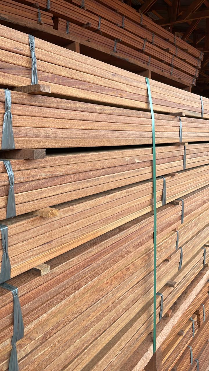 DECK CUMARÚ EXTRA ESTUFA STANDARD